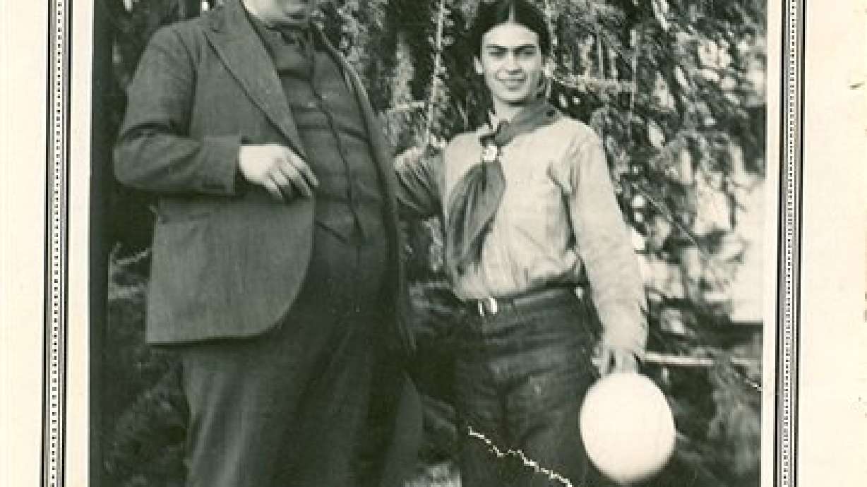 Restauran acervo fotográfico de Frida y Diego