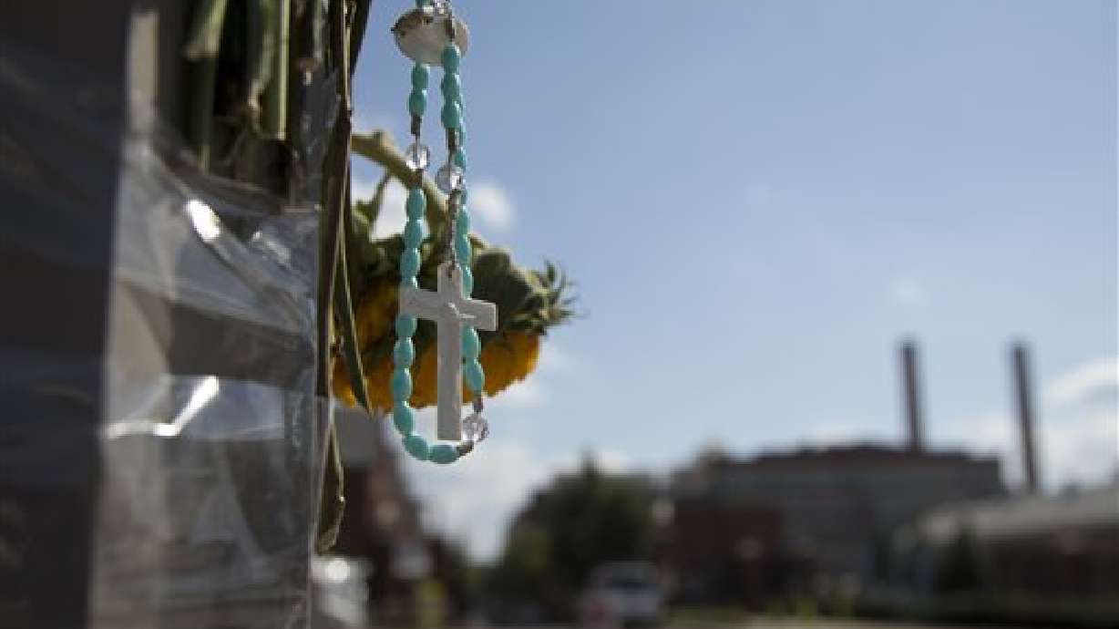 Gunman's employer sought Navy consulting work