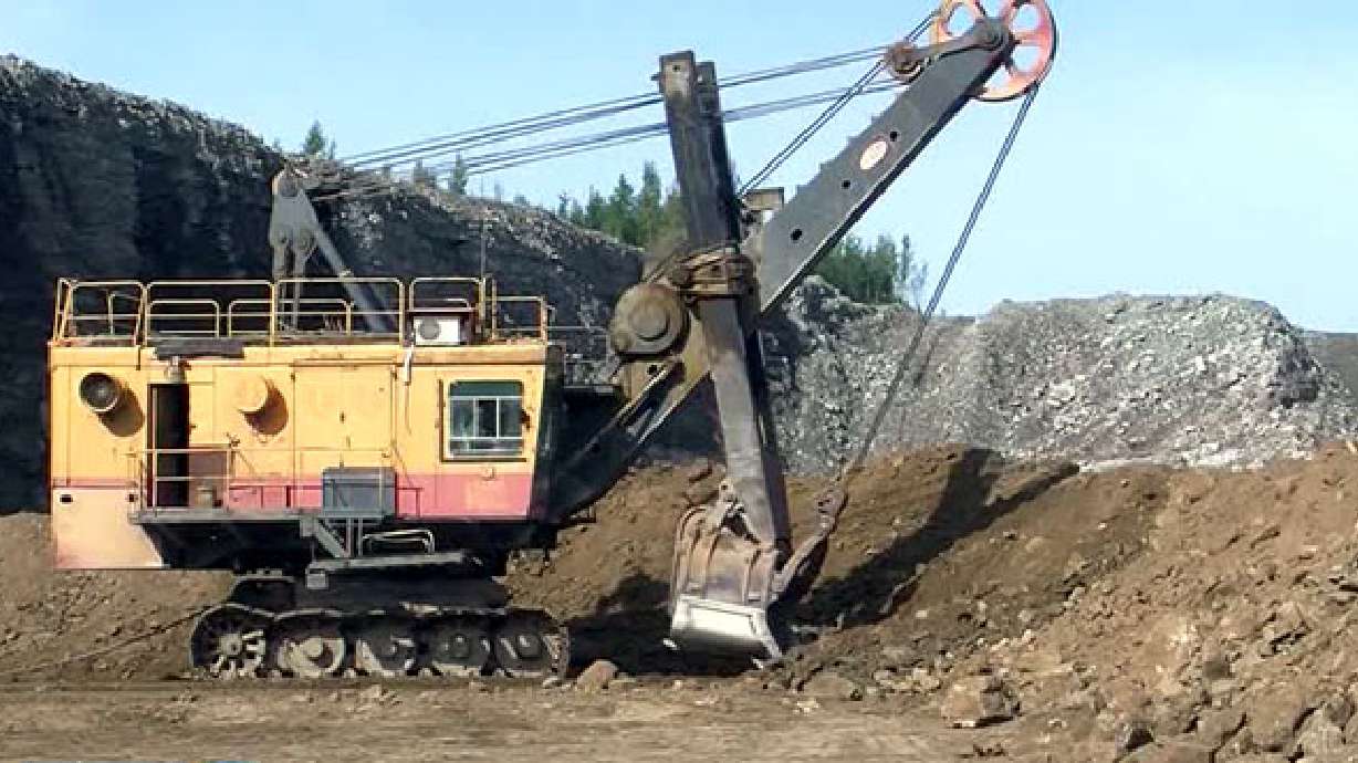 Low energy prices lead to turmoil, rumors for Utah oil operations