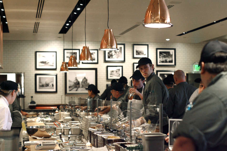 4 places to eat dinner for $15