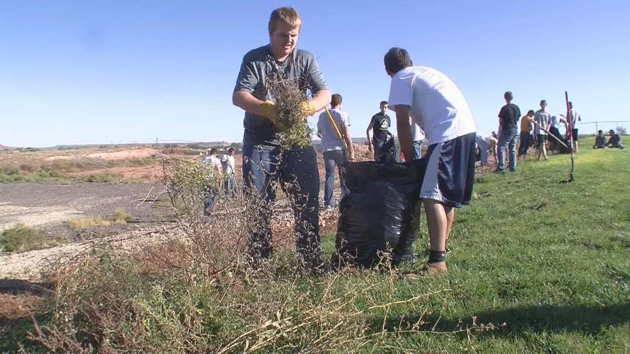 Players have two days of community service in
lieu of regular practices.