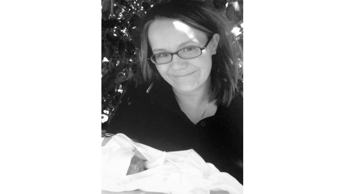 After baby's death, woman collects donations for grieving mothers