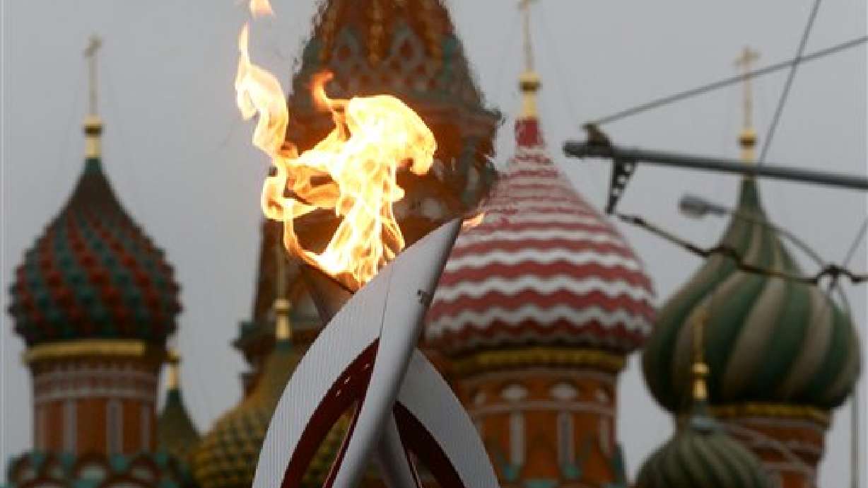 Inicia relevo de la antorcha olímpica de Sochi 2014