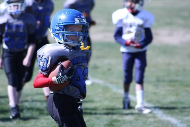 Football league unites around teen with cerebral palsy