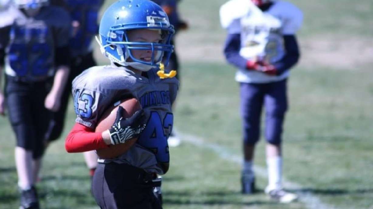 Football league unites around teen with cerebral palsy