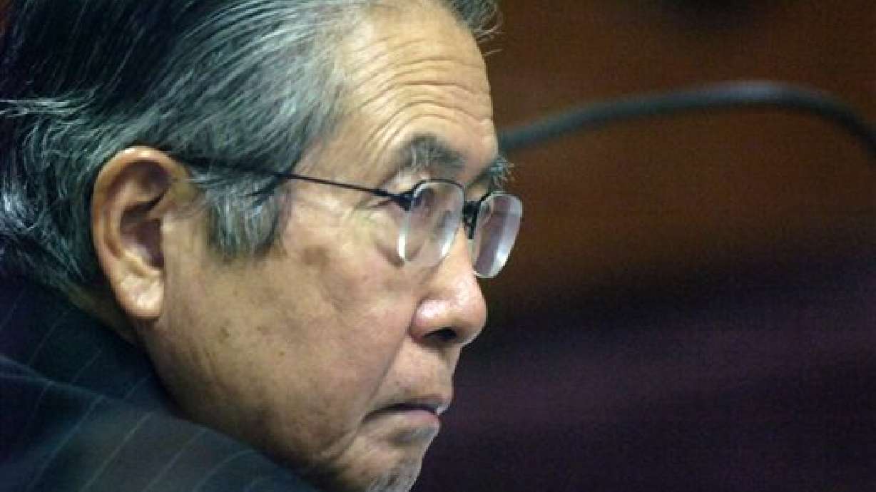 Fujimori devolvió el golpe por Twitter, Facebook y Youtube desde prisión