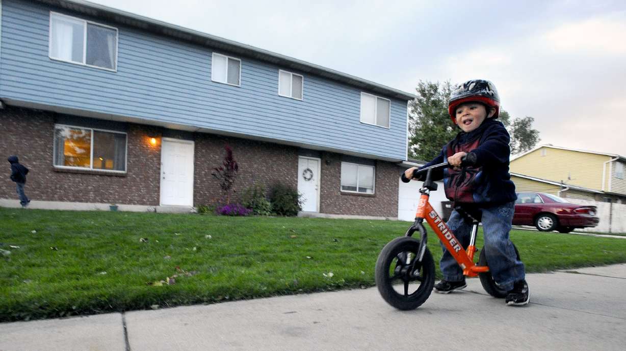 Deje que sus hijos aprendan cómo resolver los problemas