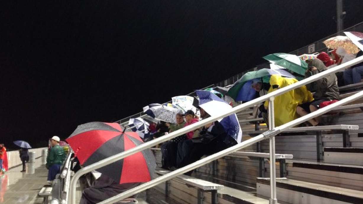 Tuesday night lights: I'm here for the benchwarmer