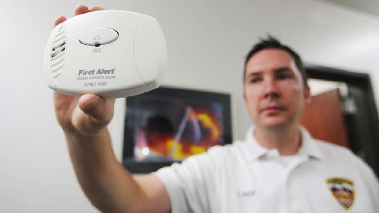 El departamento de bomberos de SLC les recuerda que es tiempo de cambiar las alarmas de monóxido de carbono
