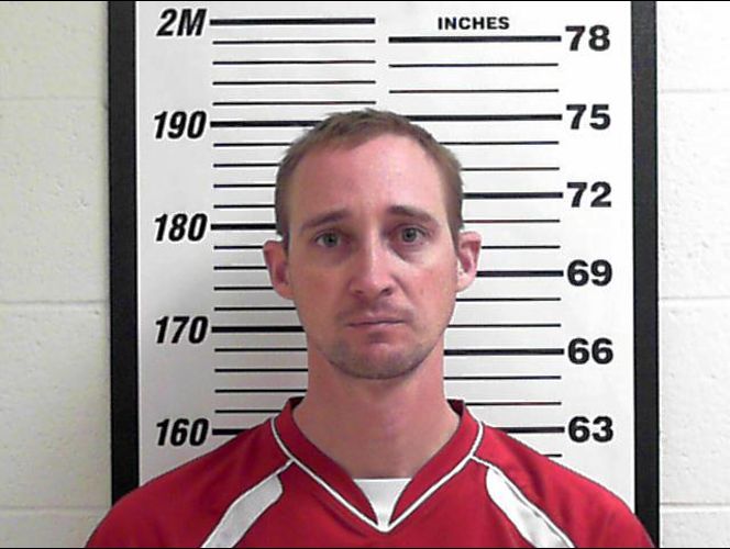 Centerville therapist accused of sex abuse surrenders license