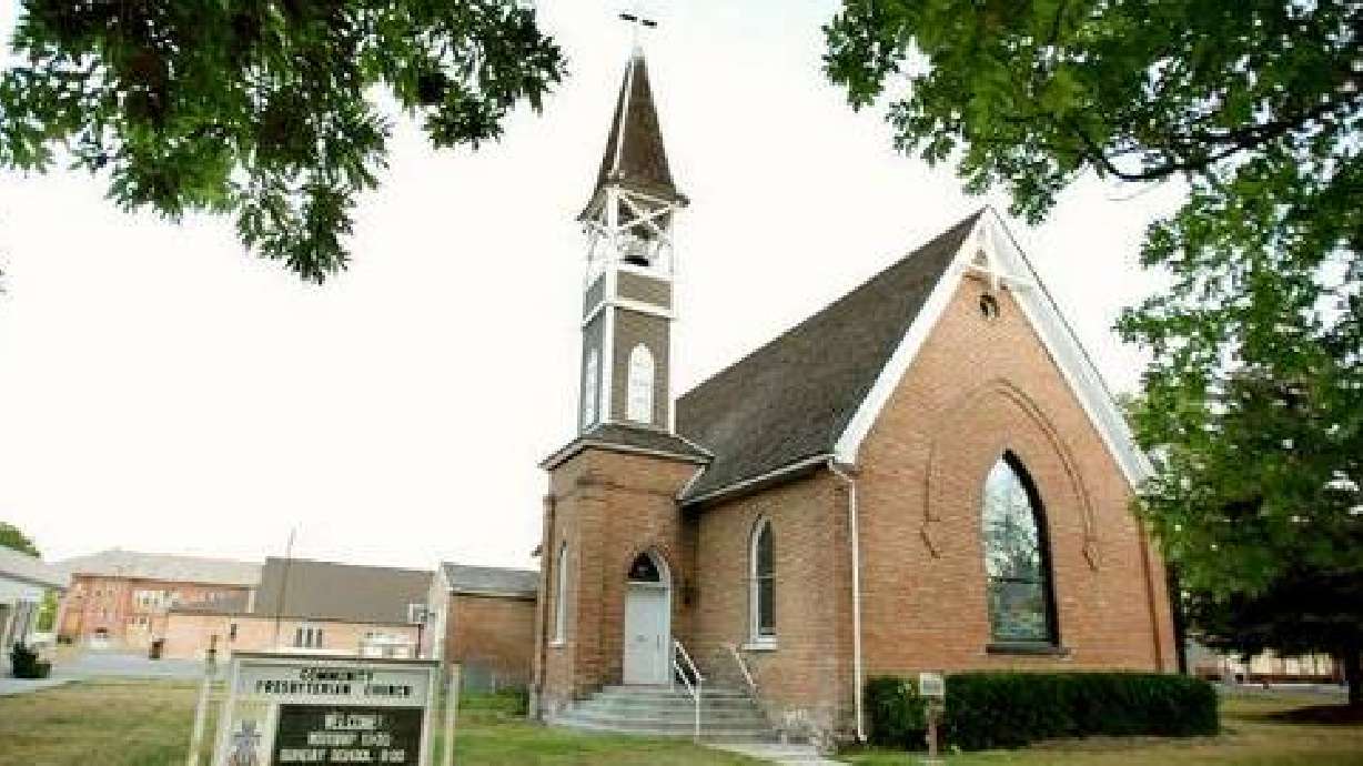 ‘Footloose’ church to get new windows with help of community