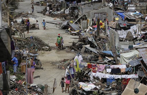 Tifón: el mejor modo de ayudar a los damnificados