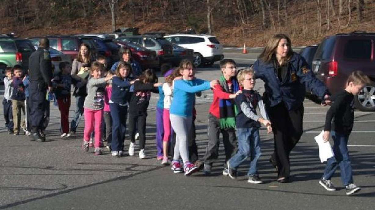 Secrecy shrouds Sandy Hook shooting investigation