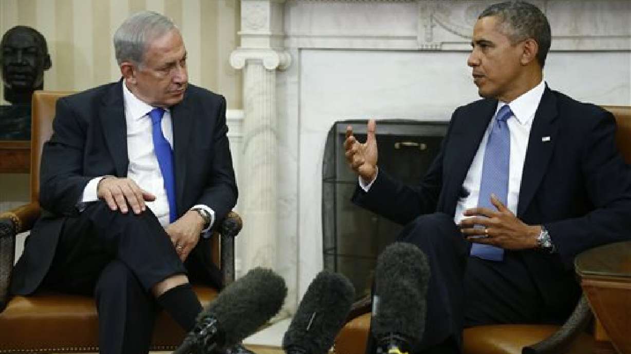 Obama llama a premier israelí por trato con Irán