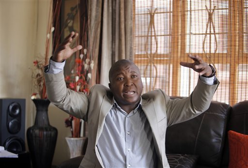 Sudáfrica: inérprete participó en linchamiento