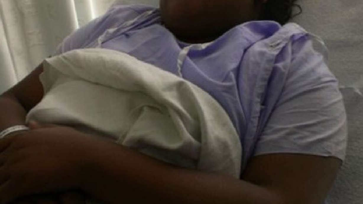 Family wants to keep life support for girl brain dead after tonsil surgery