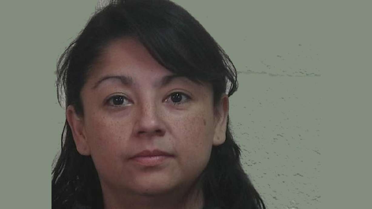 Police arrest woman wanted in Calif., find $60K