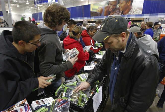 Man only shops Christmas Eve after traumatic experience