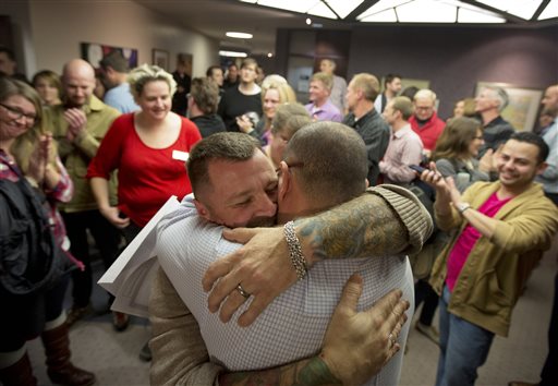 Utah: condados aceptan dar licencias a bodas gay