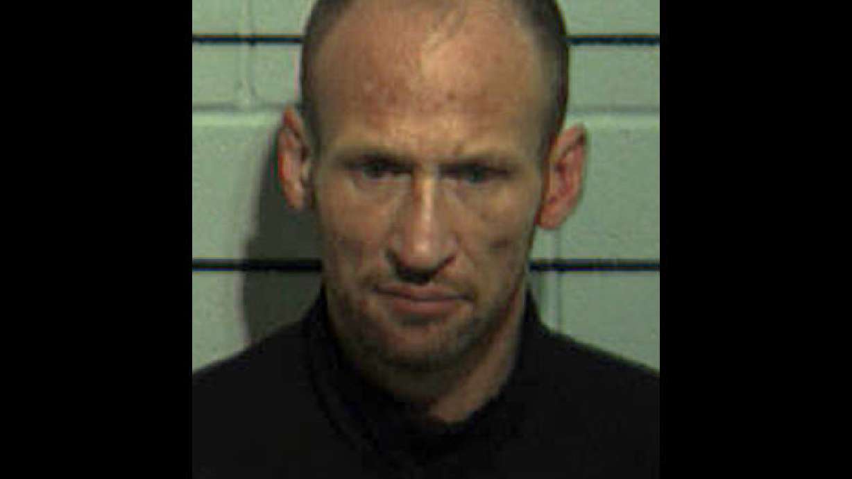 SWAT team finds Utah fugitive hiding under mattress