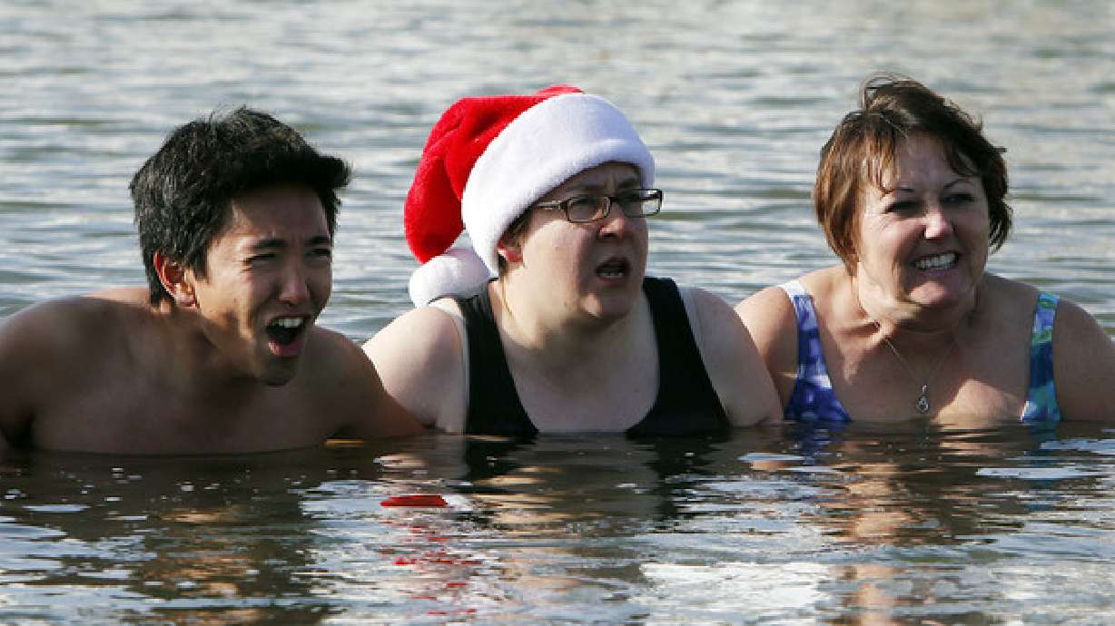 Polar bear plunge forges bonds at Great Salt Lake