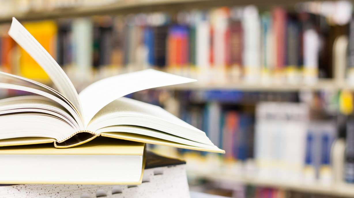 U. aims to save students $500 on textbooks