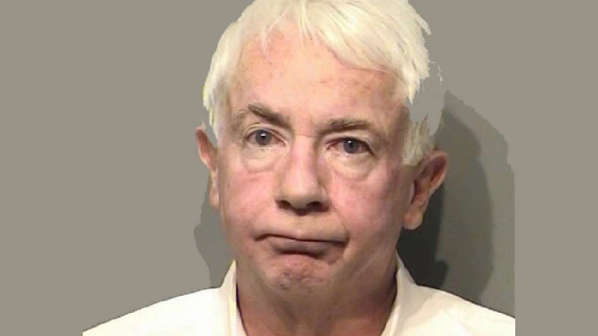 Man in toddler-slapping plane case gets 8 months