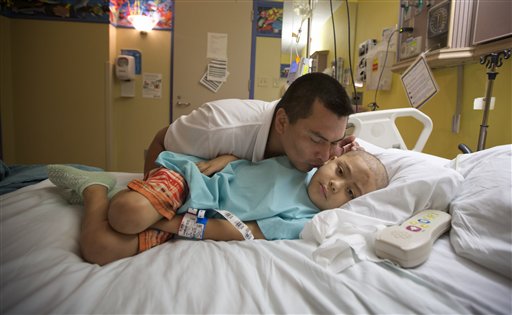 Joven nicaragüense suplica ayuda para transplante