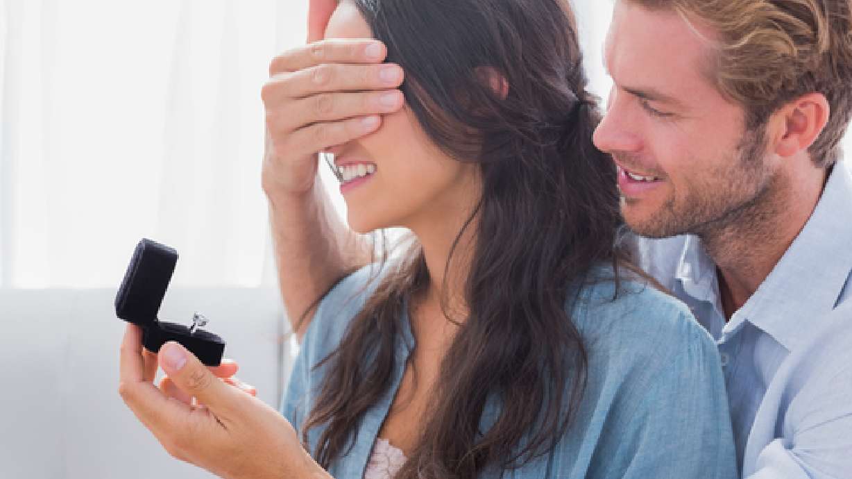 Couples required to complete marriage course if initiative passes