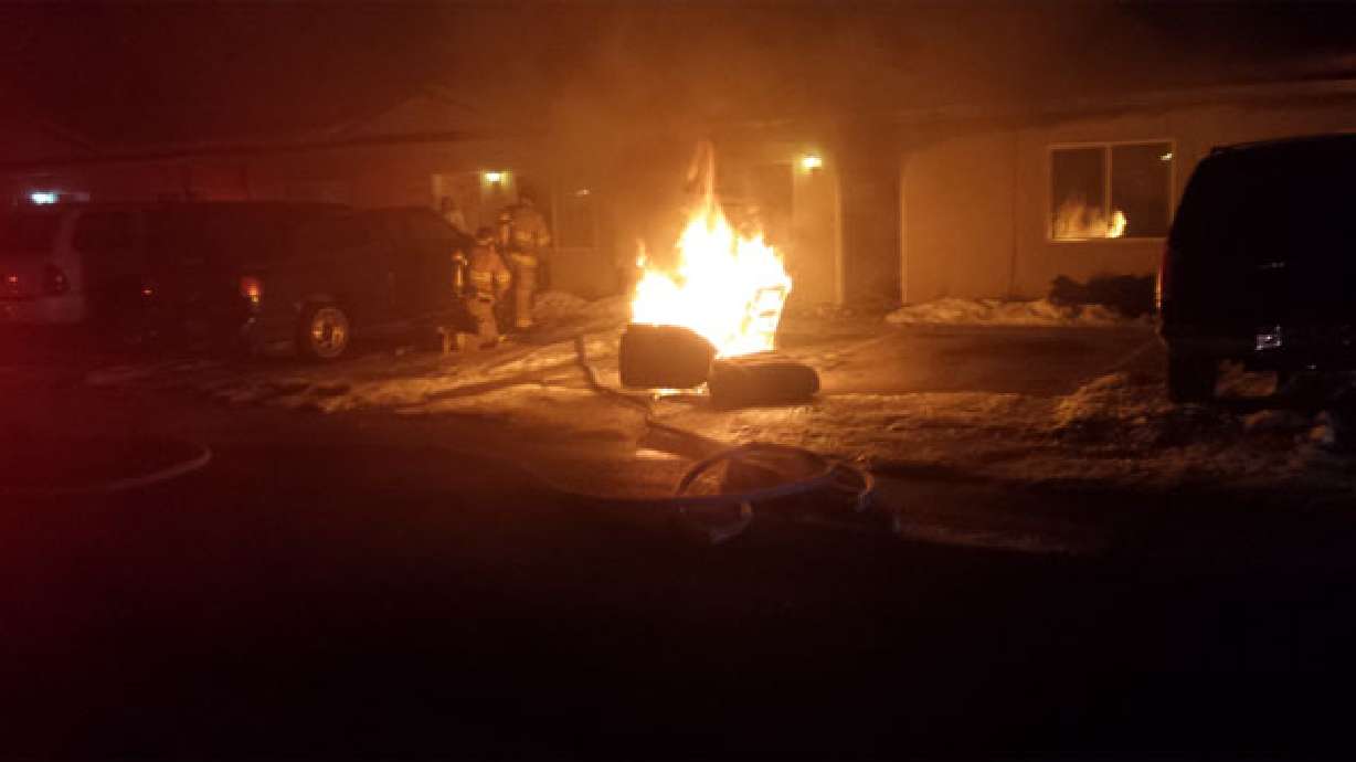 Fire damages Ogden apartment complex