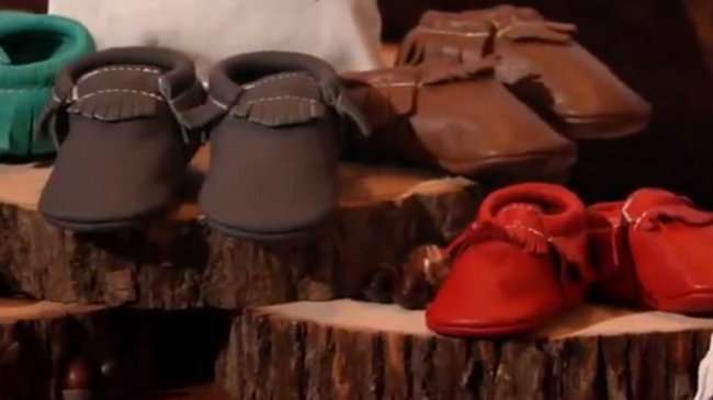 Baby moccasins made by Freshly Picked appear on "Shark Tank."
(Photo: YouTube)