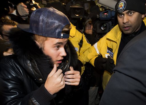 Justin Bieber se entregó a la policía de Canadá