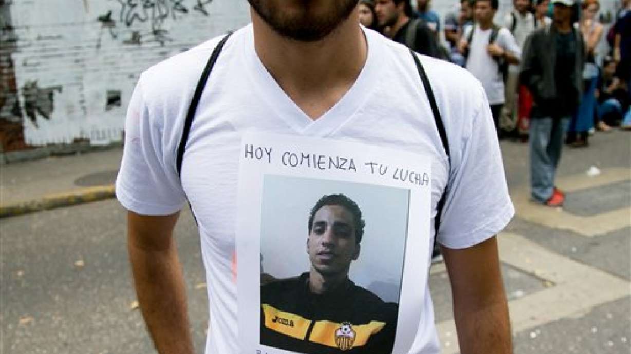 Violento enfrentamiento en Caracas