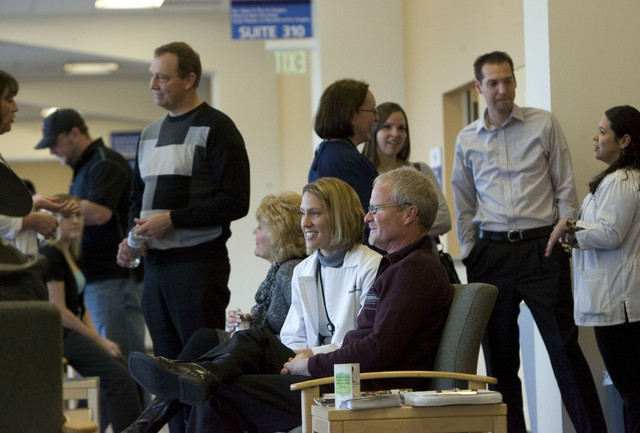 Members of Utah's transplant community, 
including organ donors, recipients and medical 
personnel gather to talk about the increasing 
numbers of Utahns who are becoming organ donors 
at the Intermountain Medical Center in Murray 
on Thursday, Feb. 13, 2014.