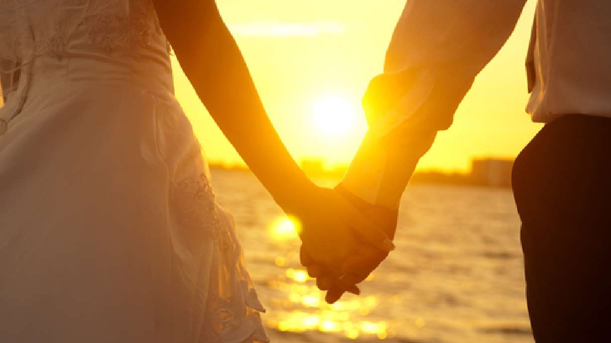 Bill reinforces states' rights to define 'marriage'