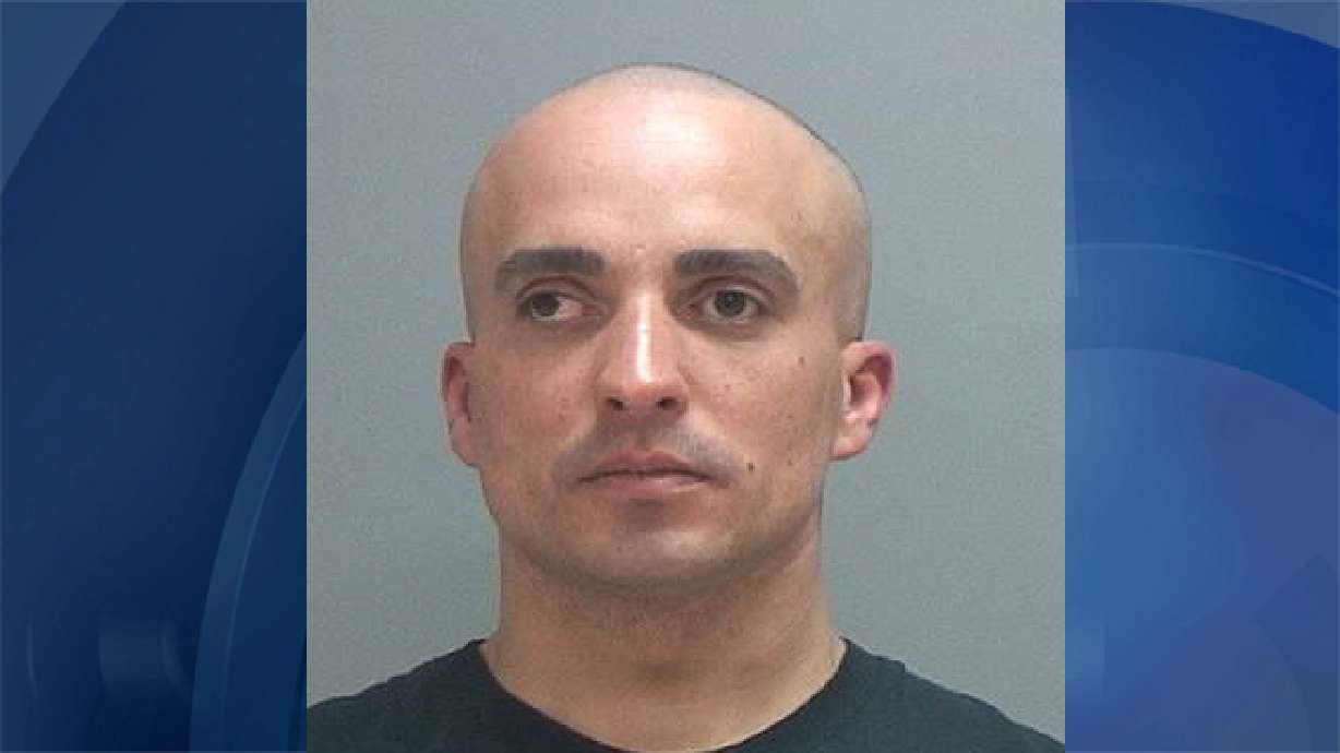 Man says he called in fake bomb threat so police would shoot him