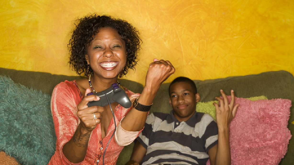 Los padres "limpia-caminos" le quitan la oportunidad a sus hijos de aprender por ellos mismos