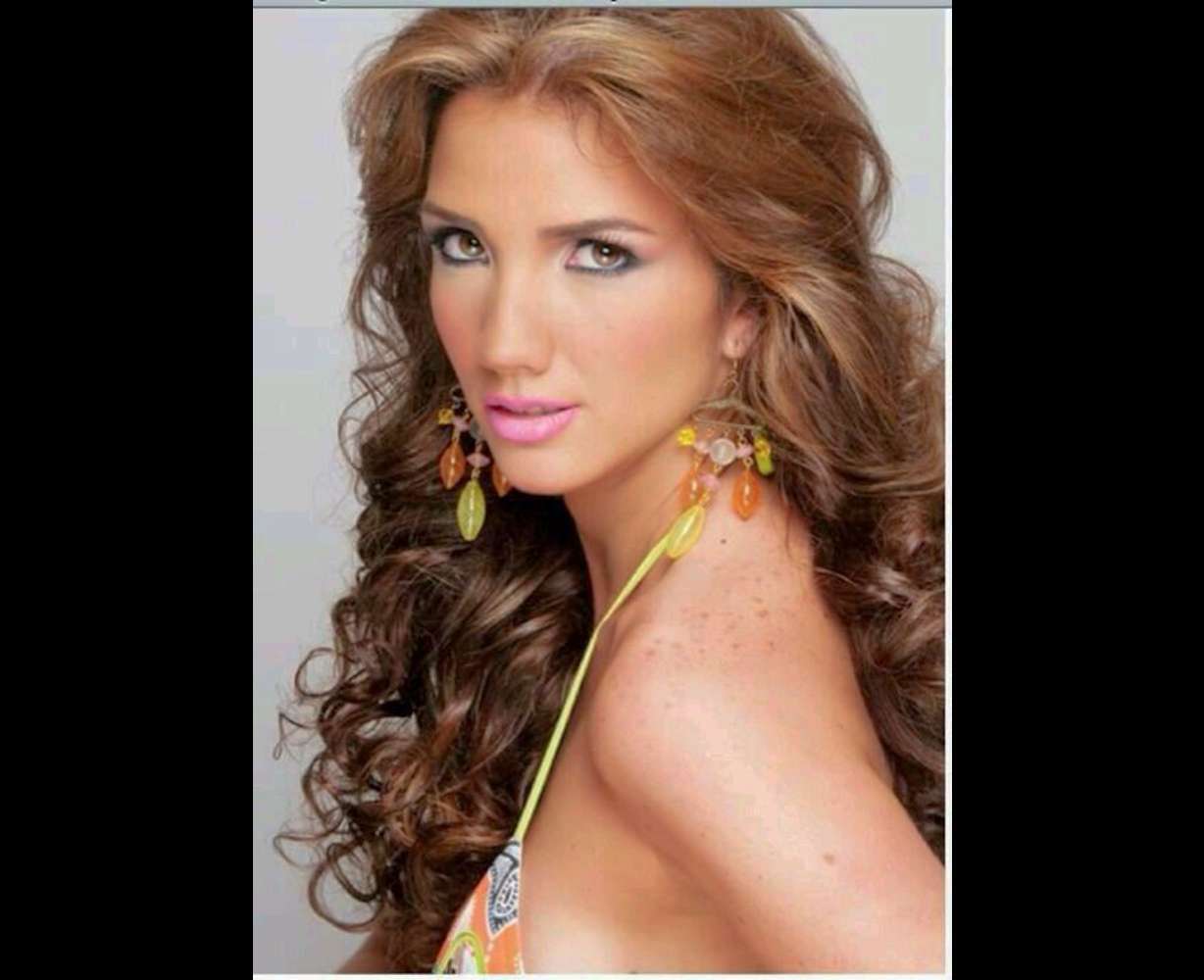 Venezuela: murió la reina de la belleza baleada en protesta estudiantíl