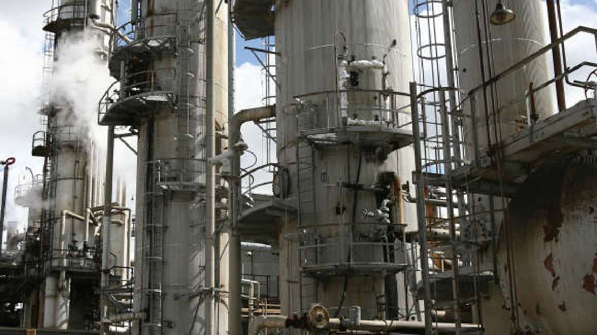 Residents voice concern over proposed pipeline through Bountiful