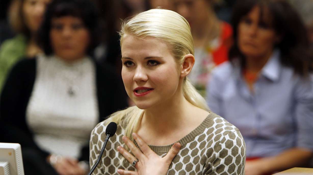 Elizabeth Smart habla a favor del proyecto de ley de Utah sobre la prevención del abuso sexual