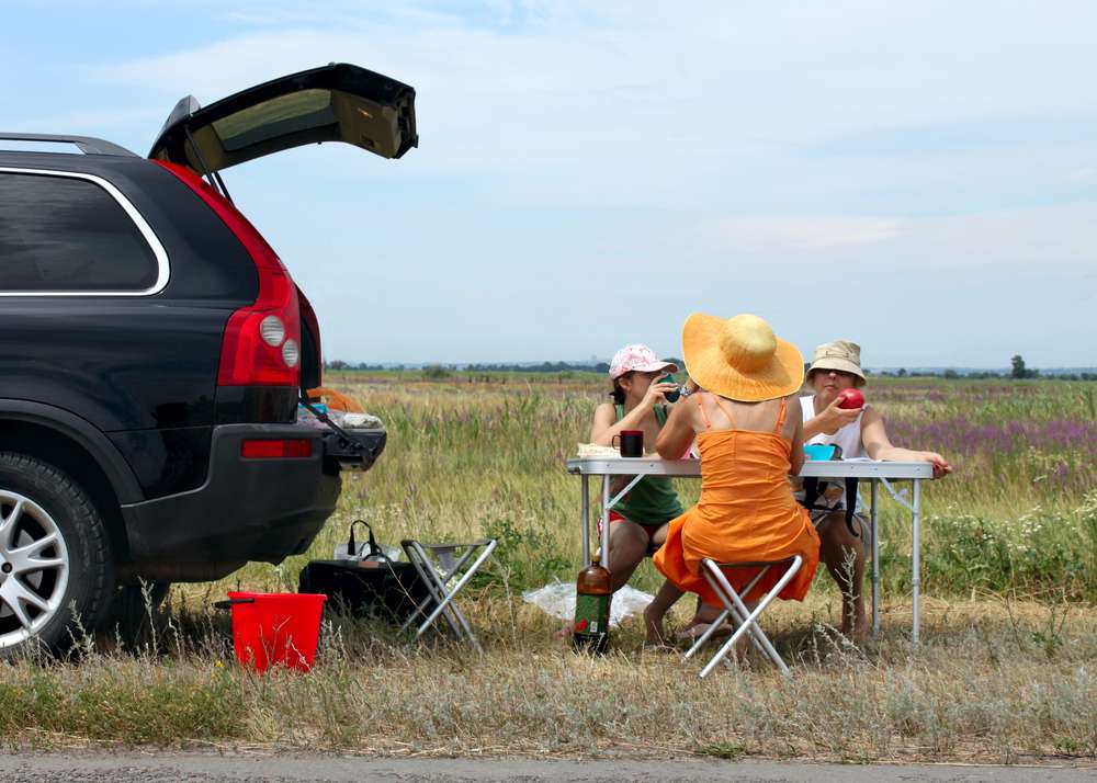 10 essentials for your family road trip