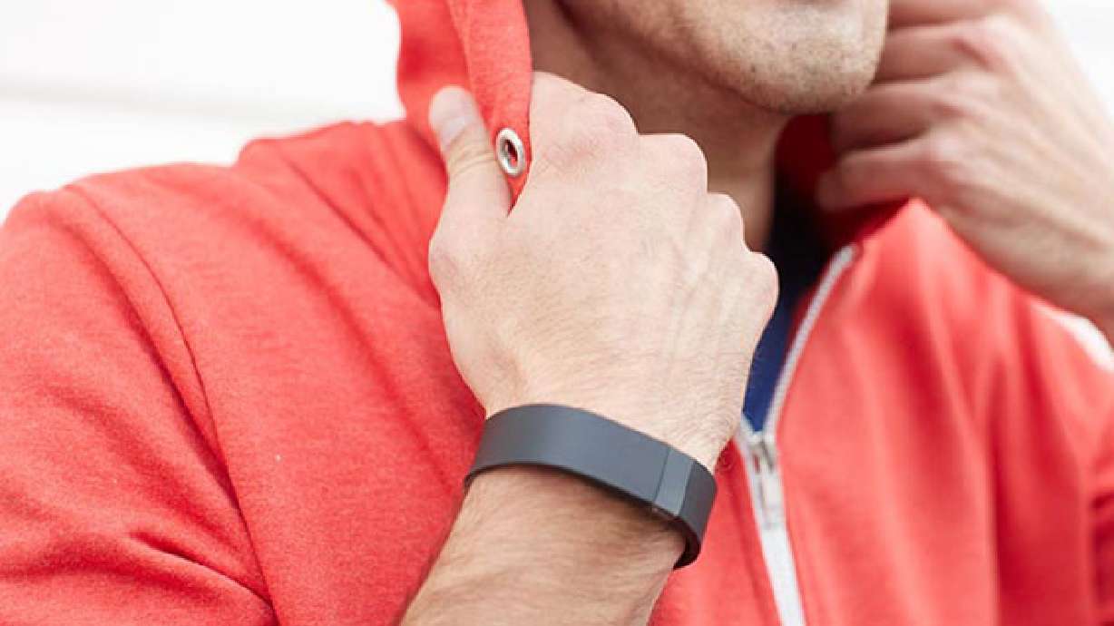 Fitbit recalls activity tracker due to skin rashes