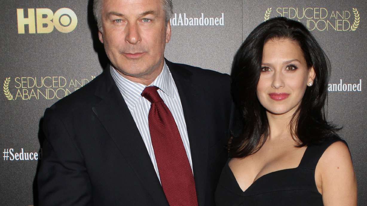 Baldwin becomes meddling newsman on 'Law & Order'