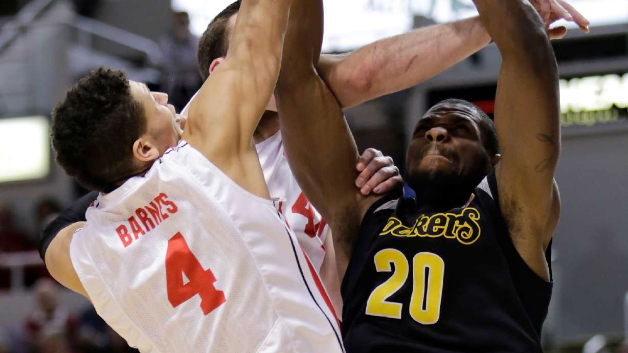 No. 2 Wichita State goes 30-0