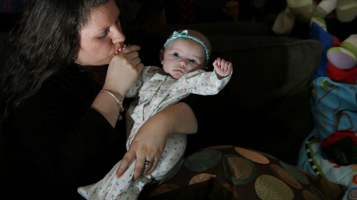 DNA blood tests show prenatal screening promise