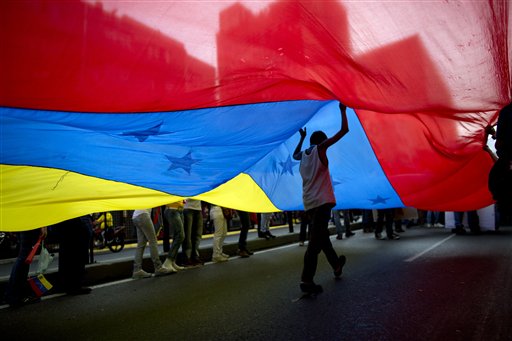 Papa pide que cese la violencia en Venezuela