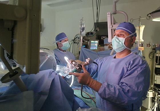 (“Keyhole” Procedure Proves Safer & More Effective Than Invasive Techniques)