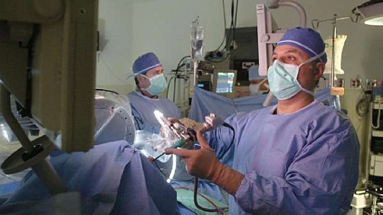 (“Keyhole” Procedure Proves Safer & More Effective Than Invasive Techniques)