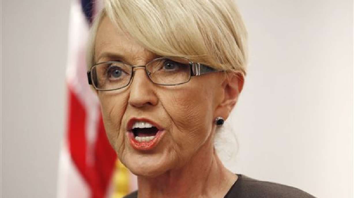 Arizona veta ley que limitaba derechos de gays