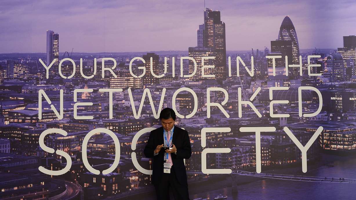 Push for Web addresses in era of search, apps